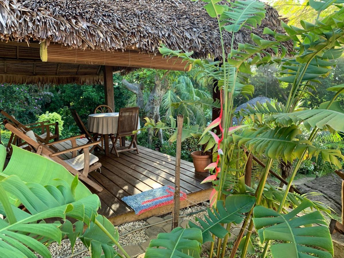 Bed and Breakfast Les Jardins D'Ankify Andimaka Экстерьер фото