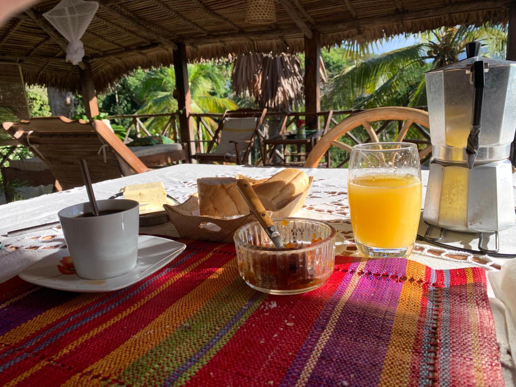 Bed and Breakfast Les Jardins D'Ankify Andimaka Экстерьер фото