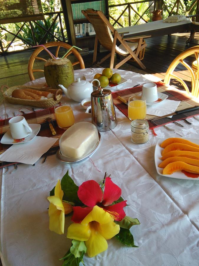 Bed and Breakfast Les Jardins D'Ankify Andimaka Экстерьер фото